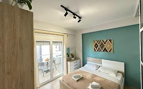 Trea Accomodations - On Private Beach With Sunbed & Umbrella